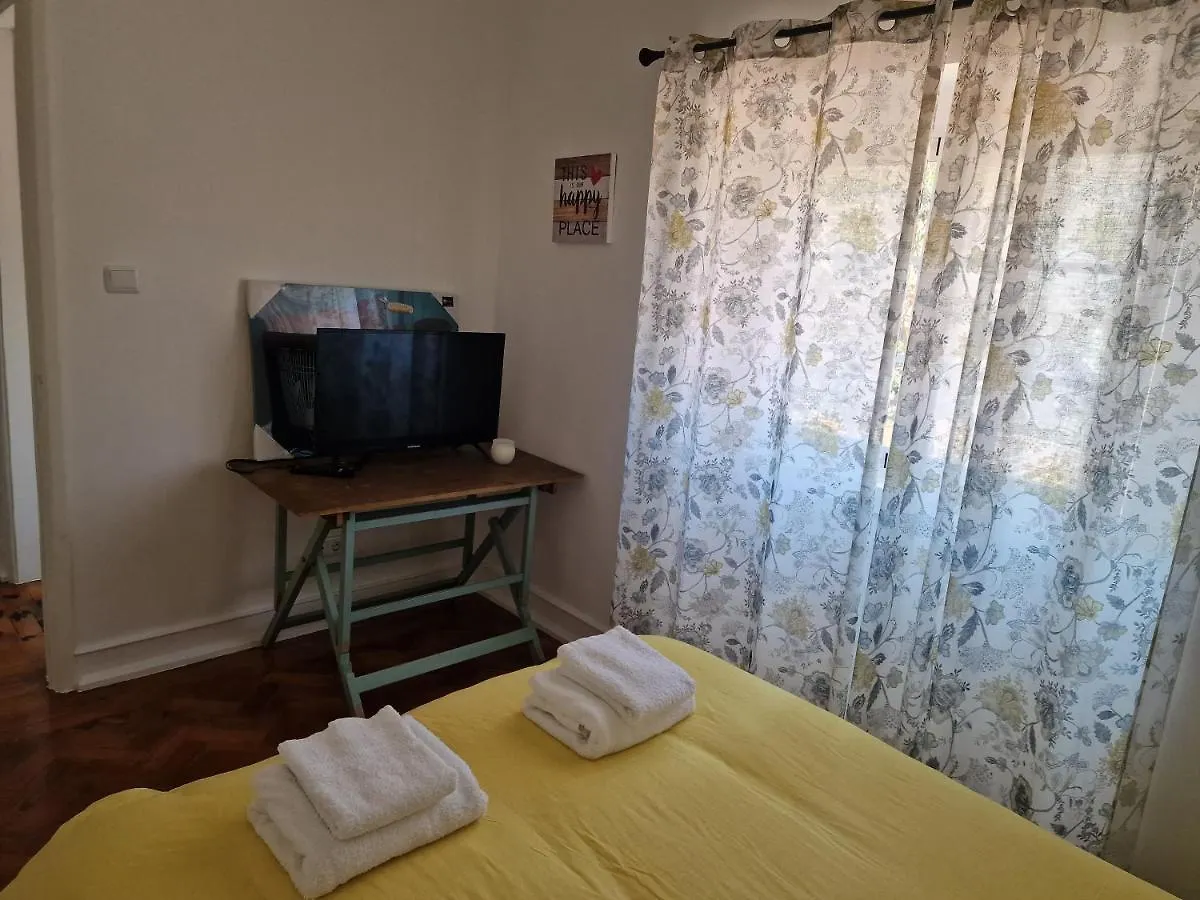 Bed & Breakfast Alojamento Mercado Norte Lisbon