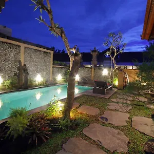 Wira 2*, Ubud Indonésie